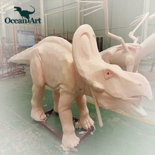 仿真恐龍制作現(xiàn)場(chǎng)-圓角龍制作過程