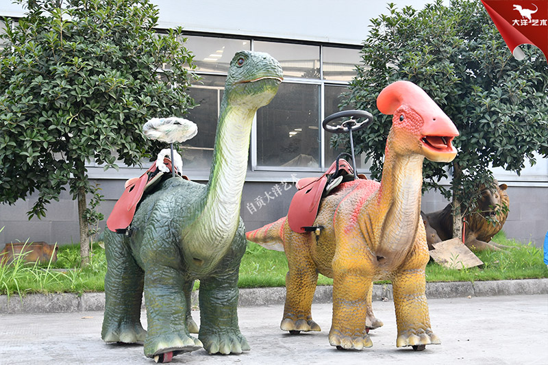 行走恐龍游樂車，仿真乘騎恐龍